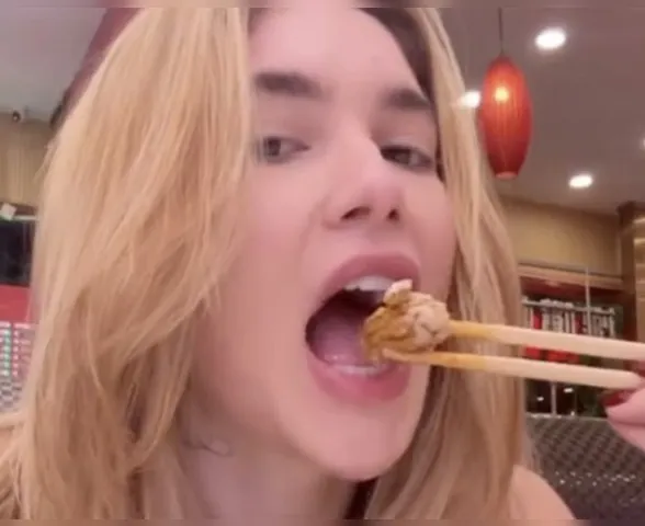 Virginia Fonseca come cérebro em viagem pela China: “Muito estranho”