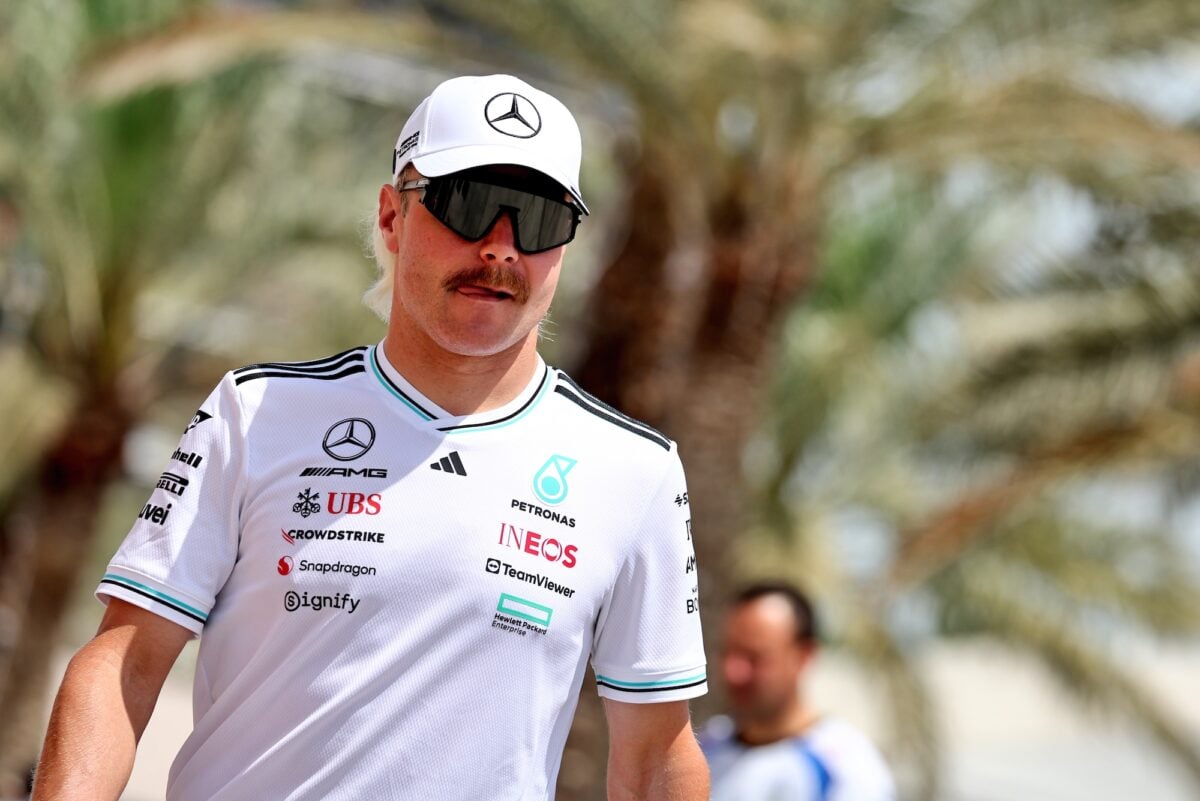 Valtteri Bottas será piloto titular da Cadillac em 2026