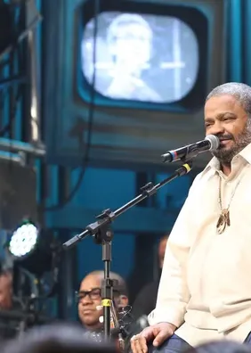 Arlindo Cruz, cantor e compositor, morre no Rio