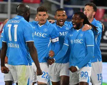 Napoli anuncia grave lesão muscular de astro, que passará por cirurgia