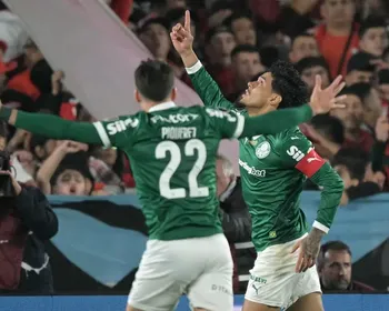 Palmeiras bate River Plate fora de casa e abre vantagem na Libertadores