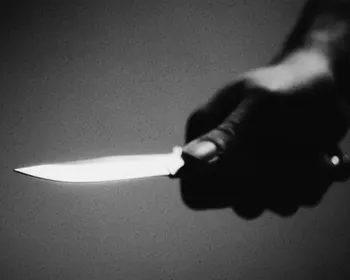 Mulher é presa após esfaquear outra no pescoço dentro de bar em Penedo