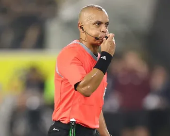 Segundo CBF, arbitragem do Brasileirão acertou em 82% dos lances polêmicos no 1º turno