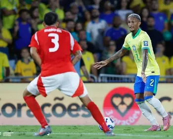 Titular da Seleção Brasileira sente incômodo muscular e pode ser desfalque