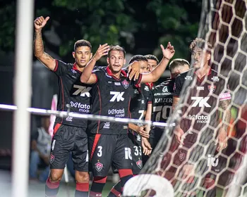 Vitória bate o Ceará e ganha fôlego na luta contra o rebaixamento