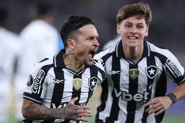 
				Botafogo joga a vida contra a LDU pelo sonho do bi da Libertadores
			
			