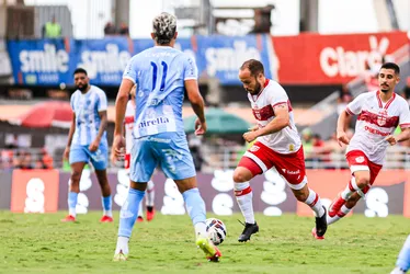 
				CRB vence o Paysandu em casa por 2 a 0, em jogo pela Série B
			
			