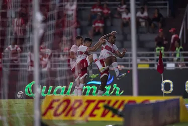 
				CRB visita Criciúma tentando se aproximar do G4 da Série B
			
			