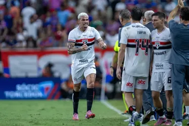 
				Com Rigoni expulso, São Paulo vence o Fortaleza e encerra jejum
			
			