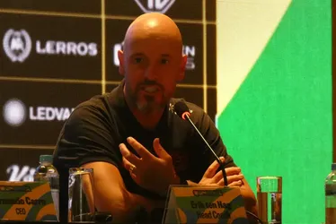 
				Demissão na Europa liga alerta de torcedores do Flamengo com Filipe Luís: ‘Fechem os olhos
			
			