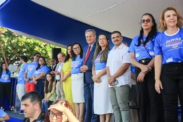 
				Emancipação Política: multidão celebra 208 anos de Alagoas em Desfile Cívico

			