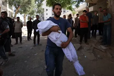 <br /> Exército de Israel suspende corredor humanitário na Cidade de Gaza<br /><br />