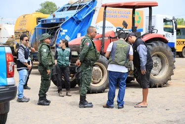  Fiscalização flagra lixão irregular e esgoto sendo despejado no São Francisco 
