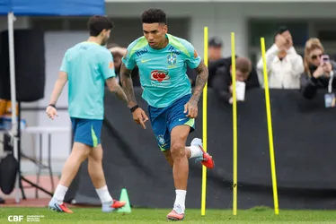 
				Igor Jeus celebra retorno à Seleção e mira evolução rumo à Copa de 2026
			
			