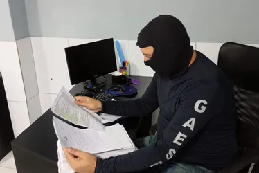 
				Operação mira esquema de notas fiscais falsas que causou prejuízo de R$ 150 milhões em Alagoas
			
			