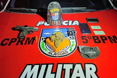 
				PM apreende mais de 20 armas e quase 50 quilos de droga em uma semana

			