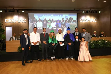 
				Professor Douglas Apratto é homenageado pelo Cesmac com título de Doutor Honoris Causa

			