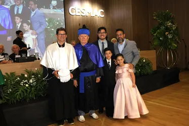 
				Professor Douglas Apratto é homenageado pelo Cesmac com título de Doutor Honoris Causa

			