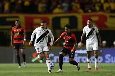
				Vasco sofre mais que o necessário, mas vence o Sport pelo Brasileirão
			
			