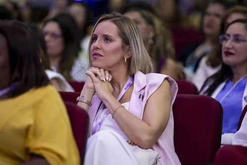 
				Alagoas Lilás é destaque em debate sobre combate à violência contra a mulher
			
			