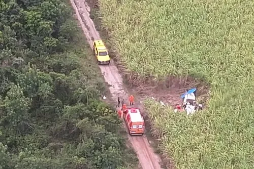 
				Amiga diz que piloto morto em queda de avião em AL pode ter sido usado em rede de tráfico
			
			
