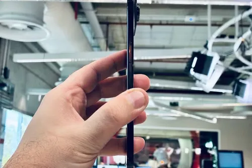 
				As primeiras impressões sobre o iPhone Air, o celular fininho da Apple
			
			