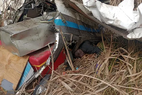 
				Veja imagens aéreas do local exato da queda de avião com drogas em Coruripe
			
			