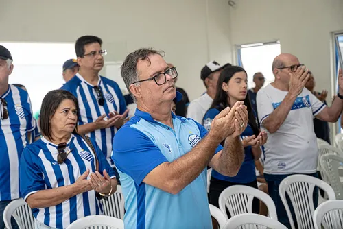 
				CSA dá o primeiro passo da reconstrução
			
			