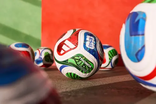 
				Conheça a bola da Copa do Mundo de 2026
			
			