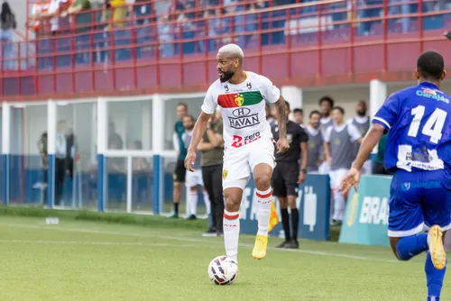 
				Em jogo dramático, CSA perde para o Brusque e é rebaixado à Série D: 2x0
			
			