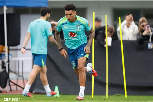 
				Igor Jeus celebra retorno à Seleção e mira evolução rumo à Copa de 2026
			
			