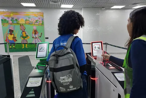
				Sonhos nas malas: alagoanos embarcam para intercâmbio transformador na Inglaterra
			
			