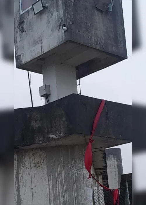 
				Cinco presos fogem do presídio Baldomero Cavalcanti em Maceió

			