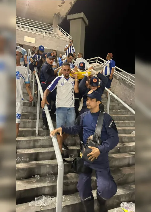 
				Fim de jogo entre CSA e Ituano é marcado por confusão entre torcida e Polícia Militar; vídeos!
			
			