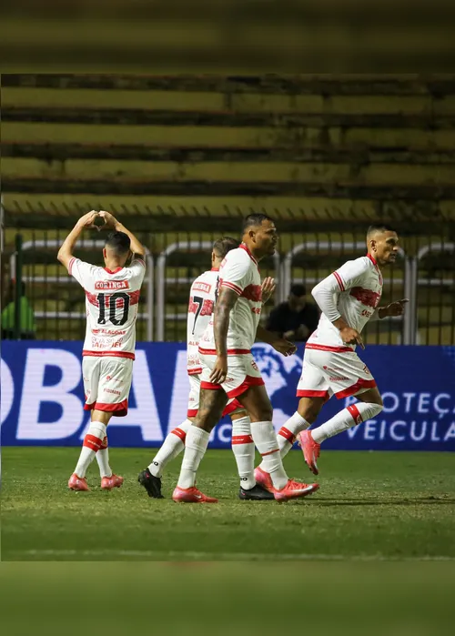 
				Fora de casa, CRB vence Volta Redonda e segue em 10º lugar na Série B: 1 a 0

			