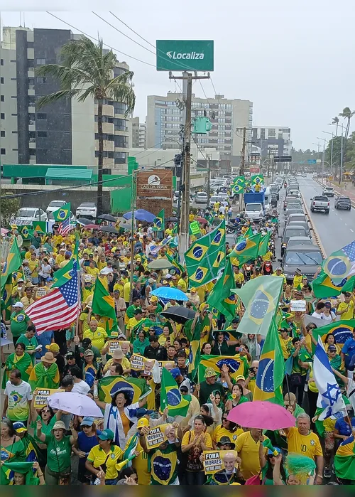 
				Oração, protesto e anistia: manifestação pró-Bolsonaro reúne multidão em Maceió

			