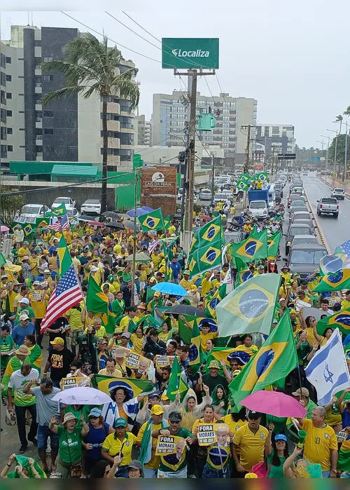 
				Oração, protesto e anistia: manifestação pró-Bolsonaro reúne multidão em Maceió

			