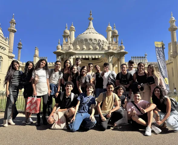Daqui pra o Mundo: jovens alagoanos conhecem o icônico Royal Pavilion