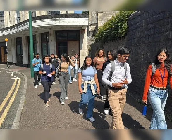 “Daqui pra o Mundo”: jovens alagoanos iniciam aulas e imersão cultural na Inglaterra