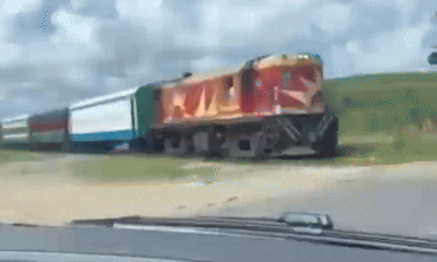 Vídeo mostra exato momento em que trem colide contra carro em Satuba