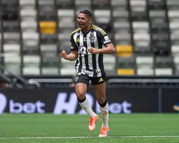 Rony comemora fim de jejum pelo Atlético-MG