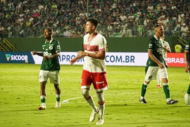 
				Léo Campos brilha na lateral-esquerda e se torna peça-chave na arrancada do CRB rumo ao G-4
			
			
