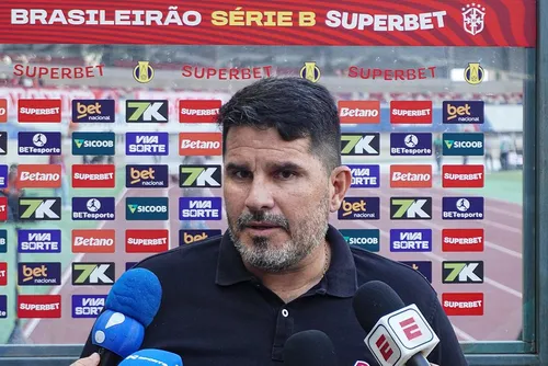
				Série B: a base esquecida num campeonato que envelhece
			
			