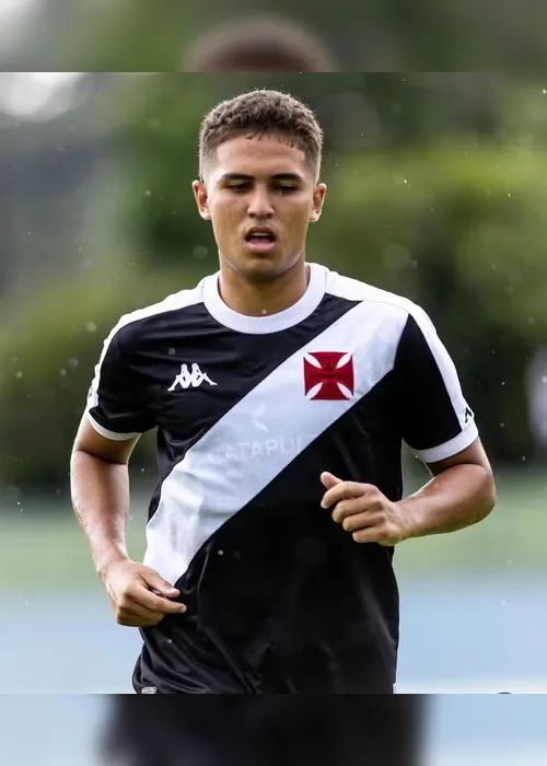 
				Com PH e Puma convocados, veja como Diniz pode escalar lateral do Vasco

			