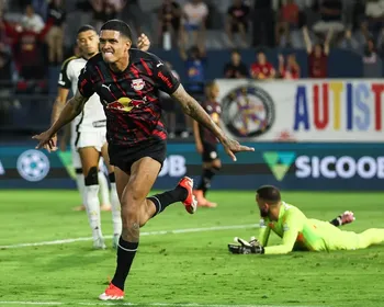 Bragantino é superior e vence o Atlético-MG em jogo adiantado do Brasileirão