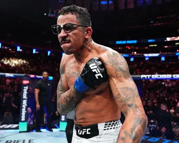 Brasileiro sobe para 5º no ranking após nocautear ex-campeão