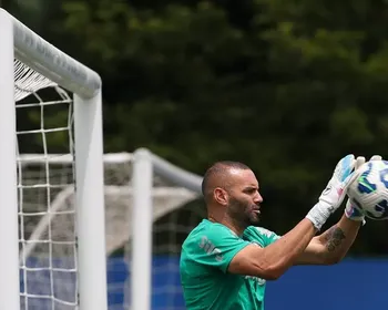Escalação: Weverton avança em recuperação, e Palmeiras mantém foco no Santos
