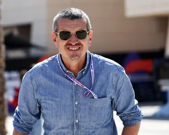 F1: Steiner critica McLaren e diz que Verstappen tem vantagem na luta pelo título