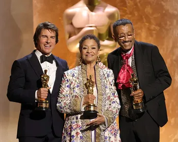 Governors Awards 2025 celebra ícones do cinema em noite emocionante