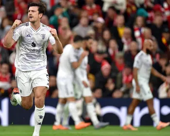 Herói improvável decide para o Manchester United contra o Liverpool